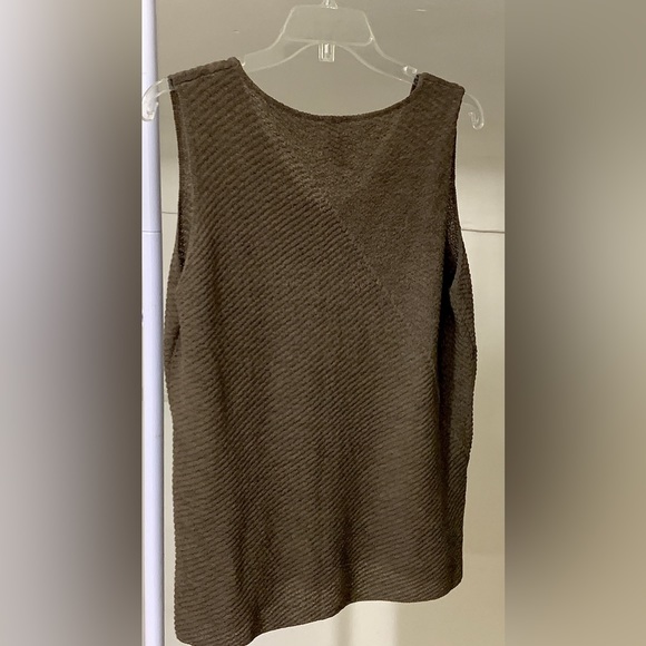 Women’s Large Diagonal Oak 100% Wool Crepe Sleeveless EILEEN FISHER Top - Picture 12 of 16